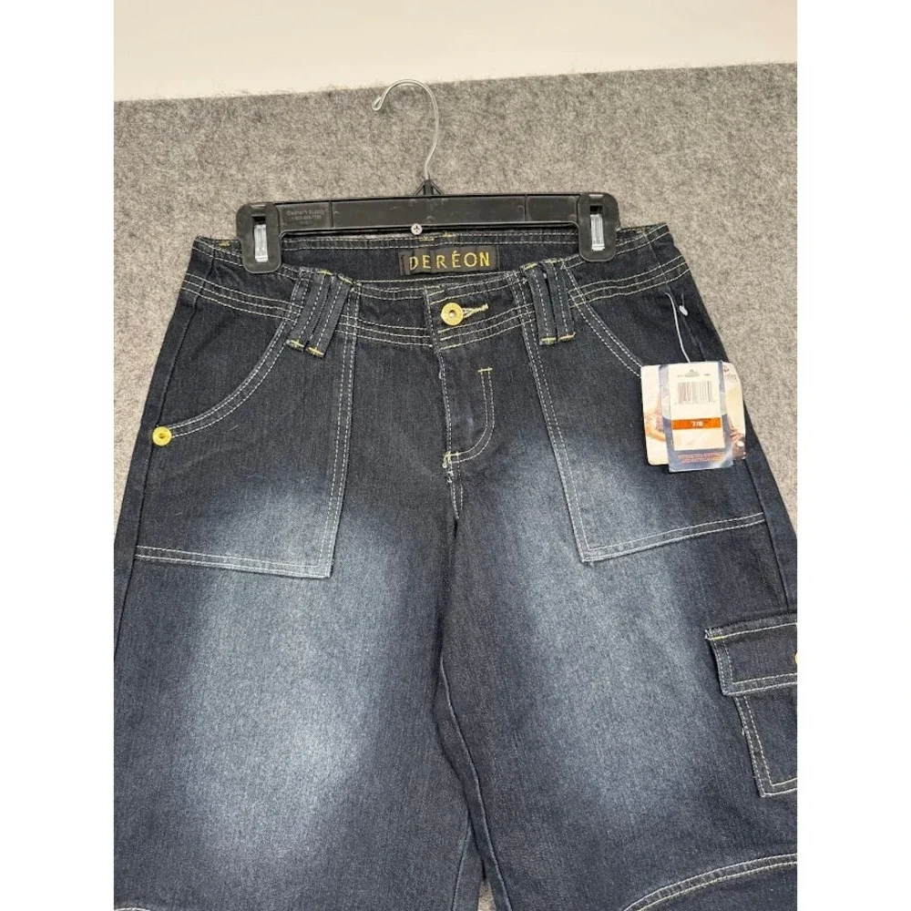 Dereon Mens Dark Wash Denim Cargo Shorts Contrast Stitch Streetwear Size 7/8 NWT